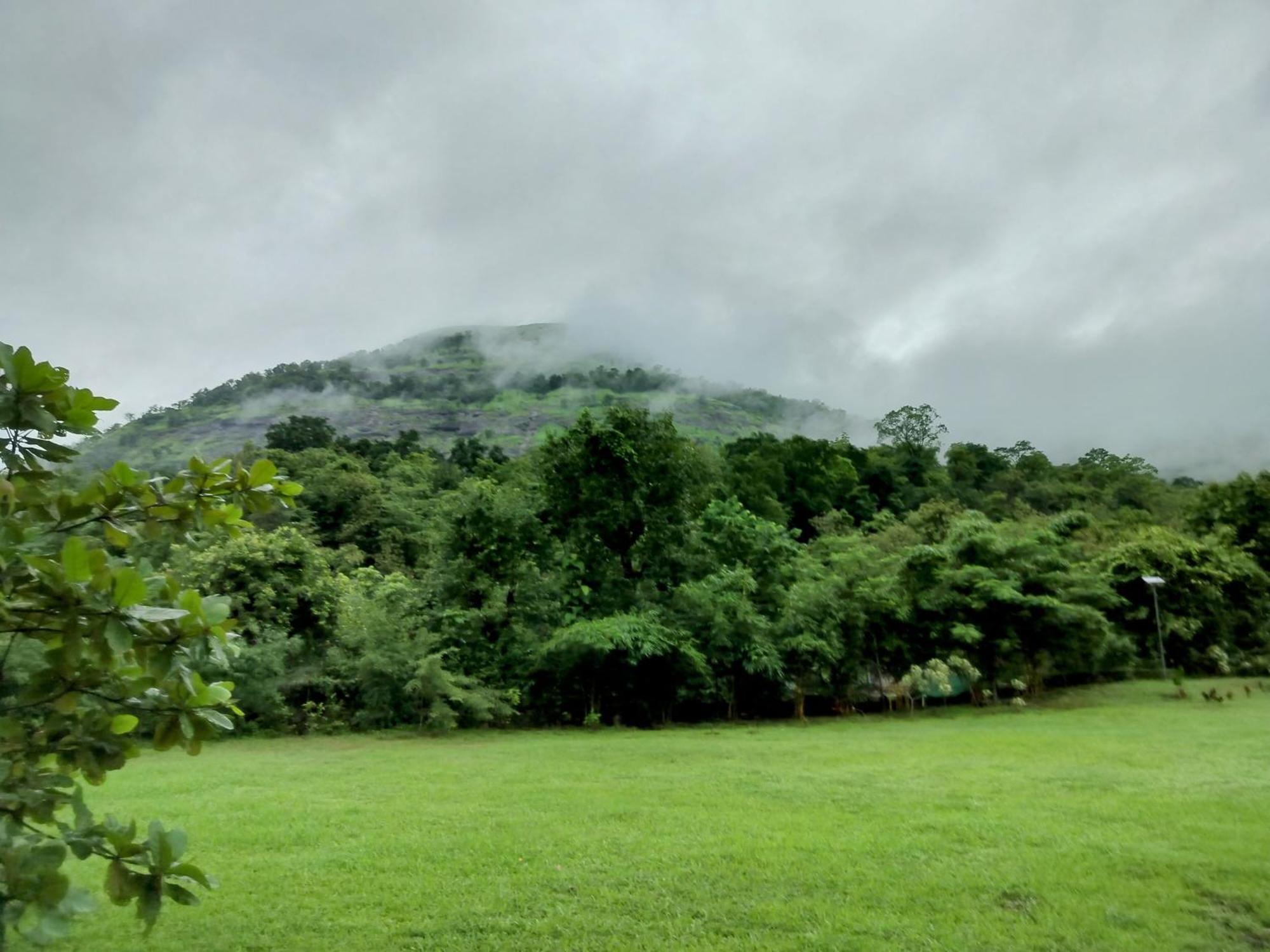 Villa King'S Landing à Karjat Extérieur photo